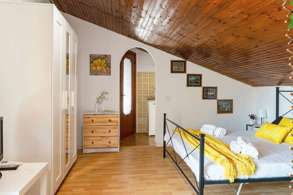 Entire apartment, Sopraloreto Apartment in Loreto, Ancona Province