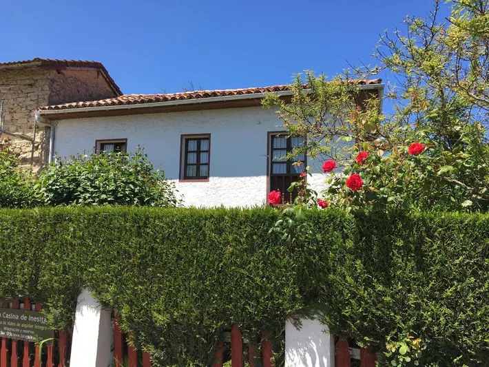 Casa de vacaciones para 6 personas, con jardín además de vistas y piscina, Se admiten mascotas - 1