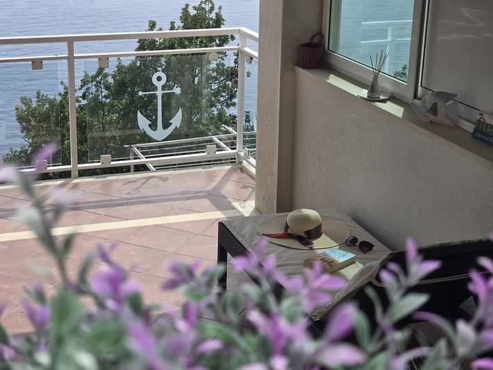Ganze Wohnung, Ferienwohnung für 2 Personen mit Meerblick in Zaton, Grad Dubrovnik