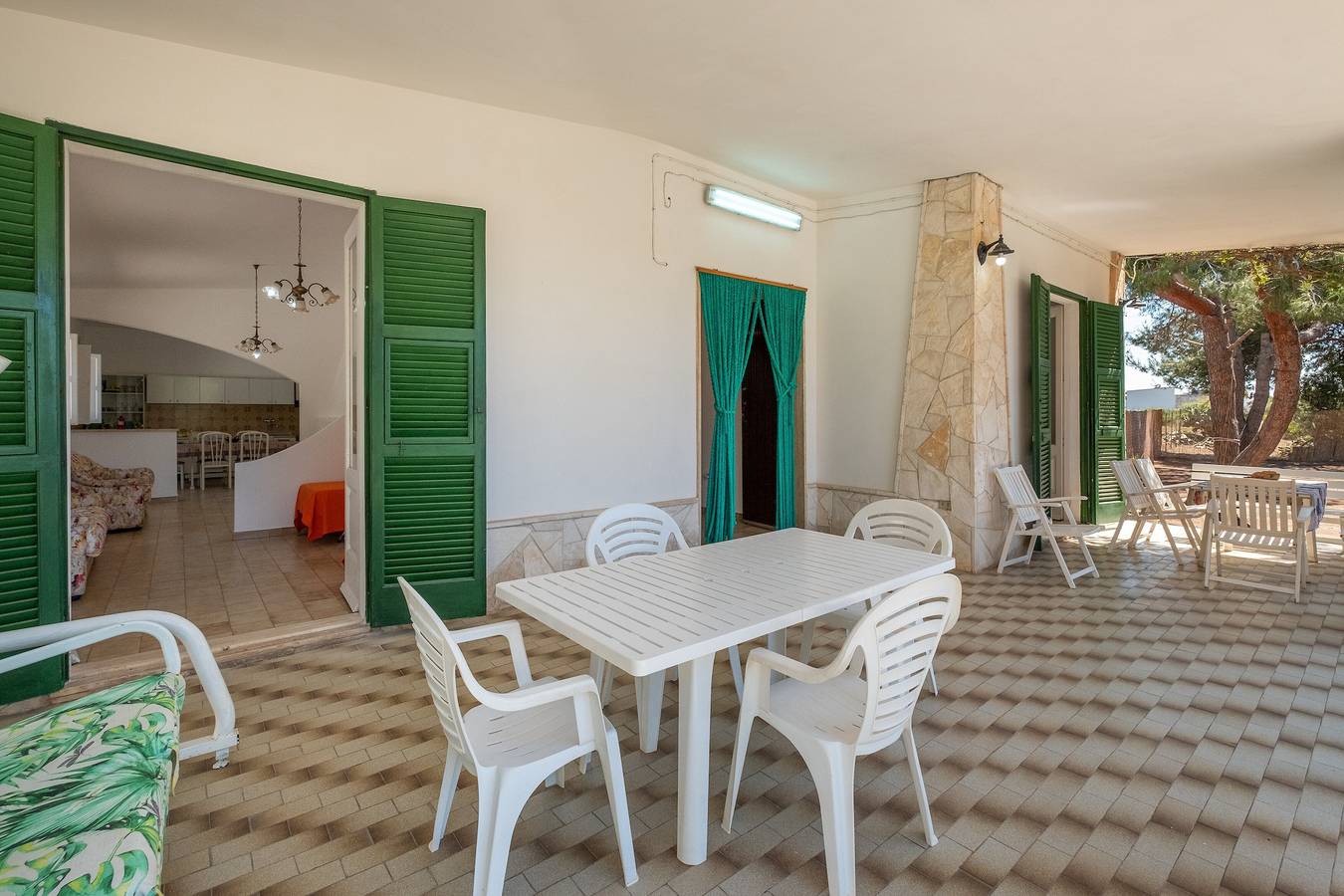 Villa "Edy" near the Beach with Terrace & Garden in Specchiarica, Manduria