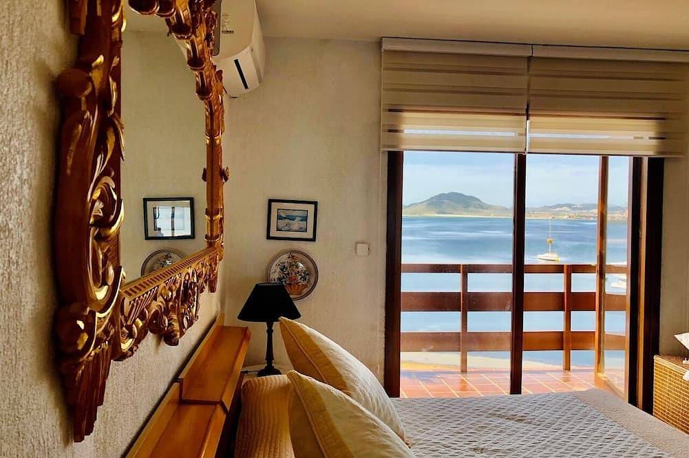 Villa Preciosa en Primera Linea de Playa, Ideal por Familias o Amigos in La Manga del Mar Menor, Mar Menor