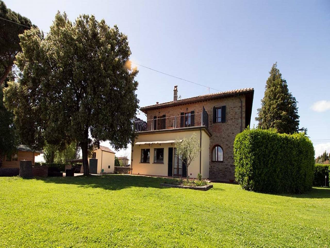 Casale in Toscana con piscina privata in Castiglion Fiorentino, Provincia di Arezzo