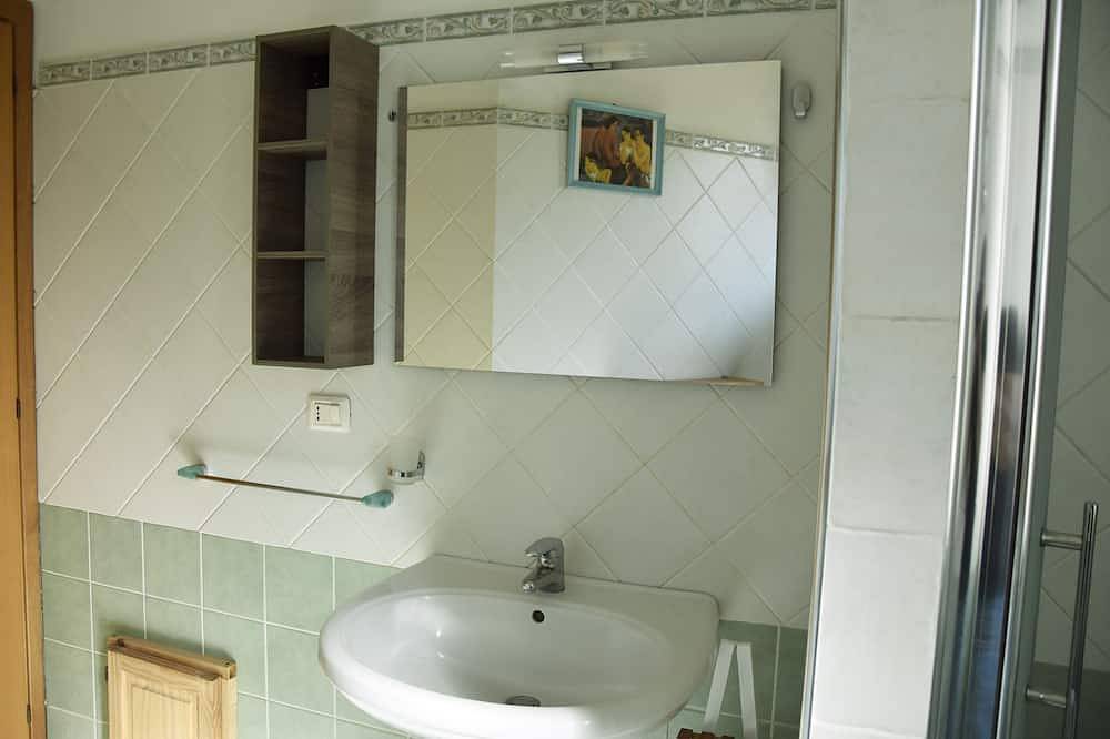 House With Garden 450 Meters From The Beach in Santa Maria Navarrese, Baunei