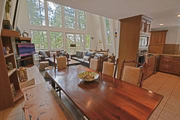 Vacation House for 8 Guests in Diamond Peak, Lake Tahoe, Picture 1