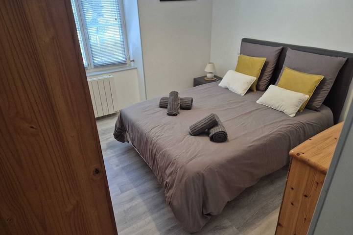 Gîte pour 4 personnes, avec Jardin dans Vire Normandie - 3
