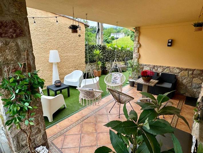 Chalet para 6 personas, con vistas y jardín en Comarca de Oriente - 2