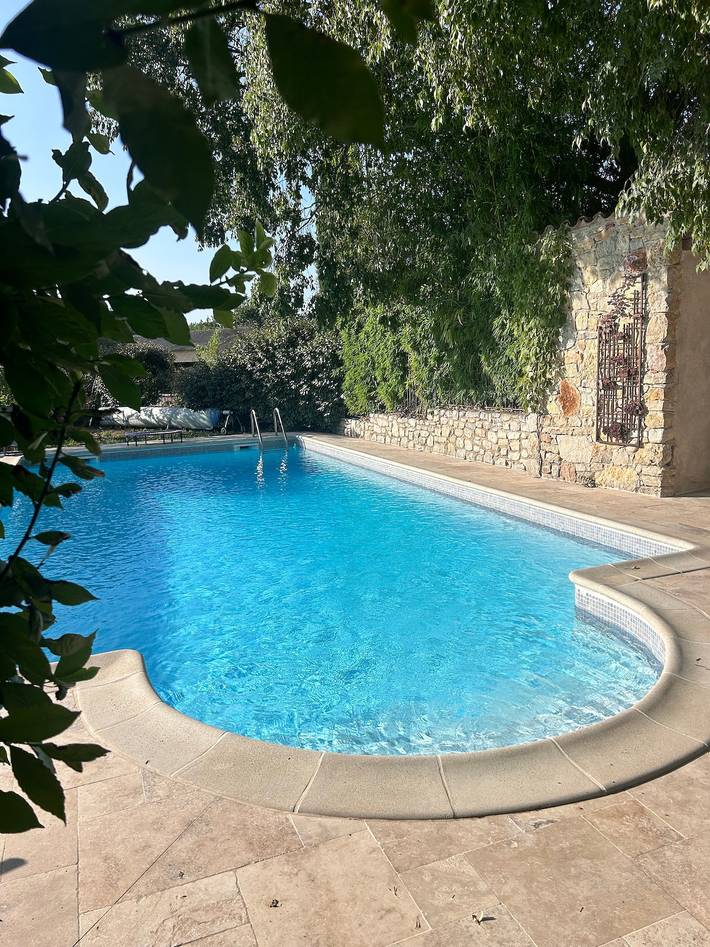 Ferme pour 4 personnes, avec Jardin dans le Var