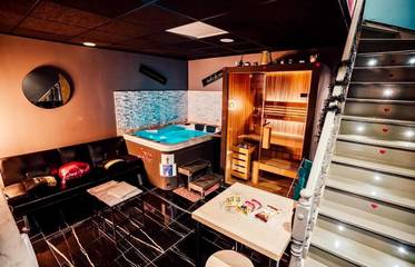 Chambre d’hôte pour 3 personnes, avec terrasse ainsi que sauna et jacuzzi à Denain