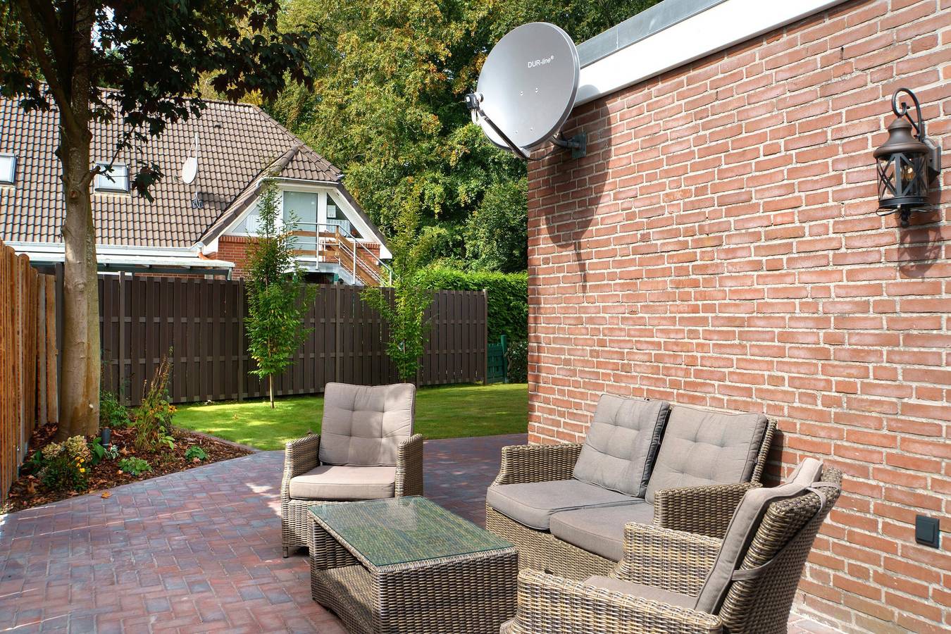 Holiday Home 'Thiesa' with Private Garden and Wi-Fi in Berumbur, Norden and Surroundings