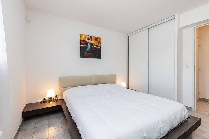 Gîte pour 5 personnes, avec balcon dans Plage Fabron Bambou Nice - 3