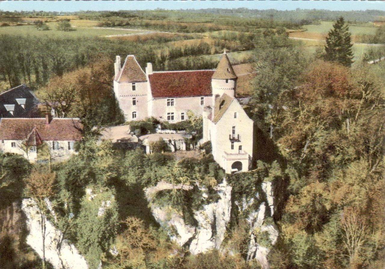 Montenaut in Lurais, Région de Le Blanc