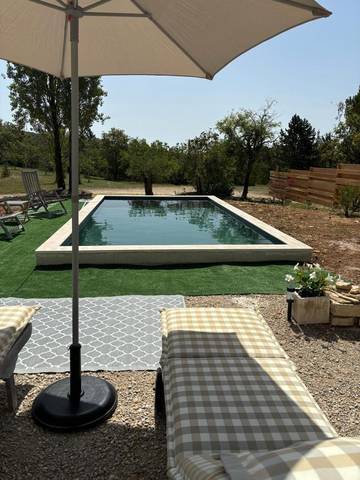 Cottage pour 4 personnes, avec piscine et vue à Crayssac