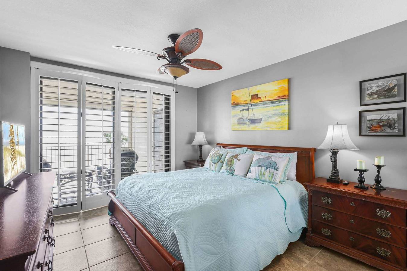 Ganze Wohnung, Pelican Pointe 301- Corner unit 3rd floor Gulf-front in Orange Beach, Mobile Bay