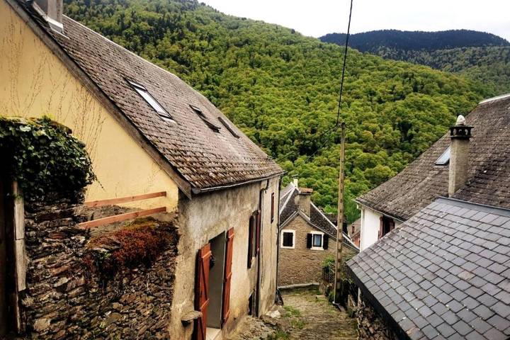 Location de vacances pour 6 personnes, avec Terrasse à Melles - 3