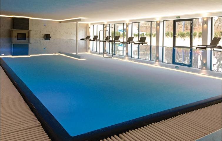 Ferienwohnung für 4 Personen, mit Terrasse und Pool, kinderfreundlich in Prora - 2