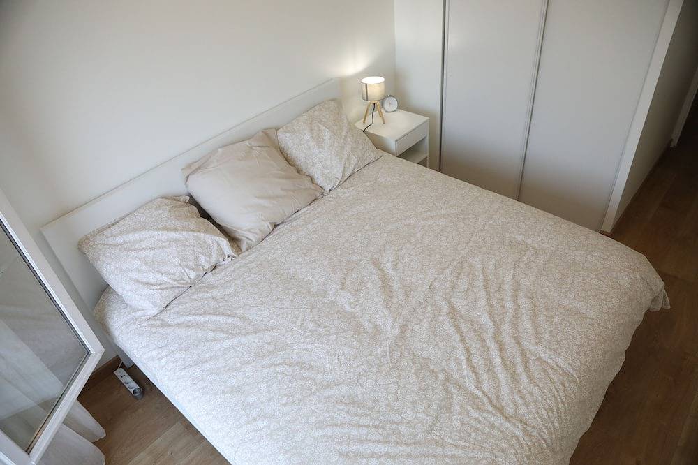 Apartamento entero, Le Saint Cyrien, 5km from Versailles and 25km from Paris, for Family & Business in Saint-Cyr-l'École, Yvelines