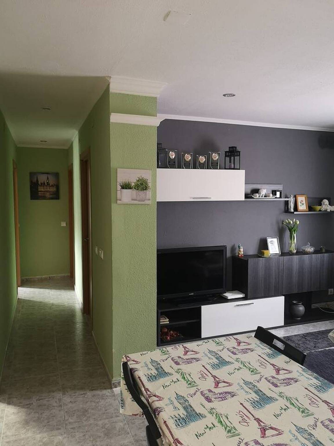 Apartamento entero, Luminoso apartamento en Barbastro, 70m², incluye parking in Barbastro, Provincia de Huesca