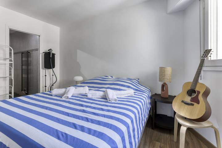 Gîte pour 4 personnes, avec balcon, adapté aux familles dans Val-de-Marne - 4