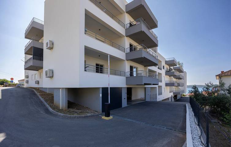 Ferienwohnung für 5 Personen, mit Terrasse und Pool - 1