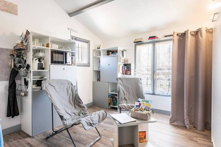 Studio entier, Studio "Petit Nid Cosy De L' Albret" avec terrasse privée, jardin privé, Wi-Fi et petite buanderie in Nérac, Région de Nérac