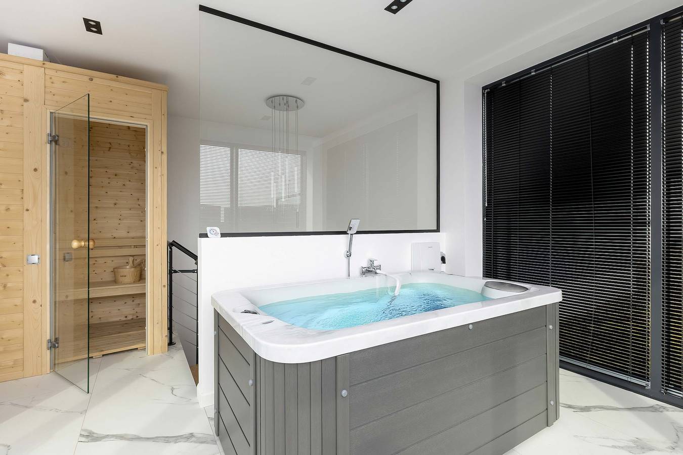 Apartamento entero, Fabryczna 11 | Two-level Apartment |Sauna |Jacuzzi in Cracovia, Pequeña Polonia (región histórica)