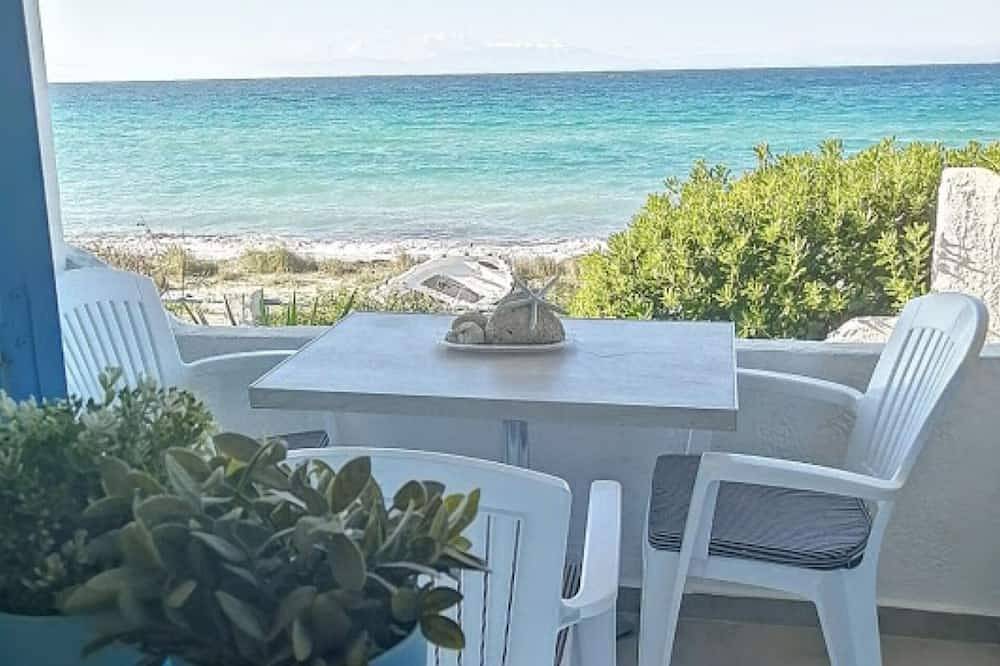 House by the sea with amazing view in Skala Fourkas, Cassandra