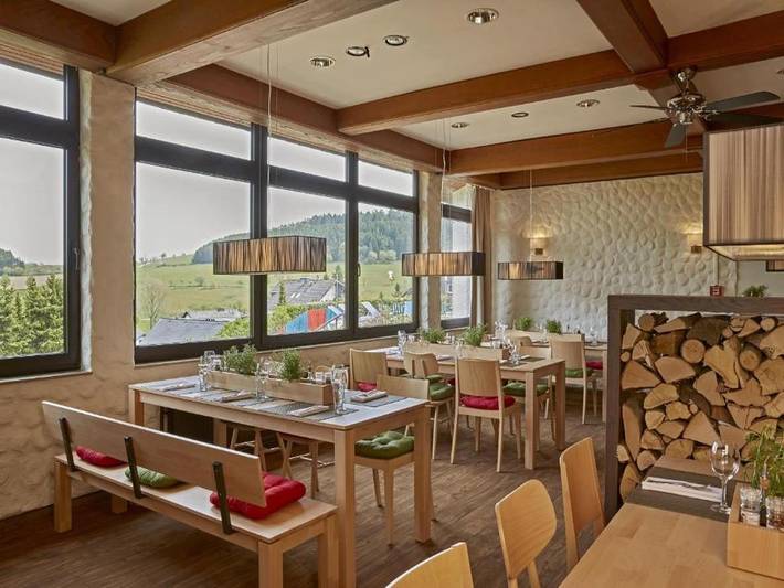 Ganze Wohnung, Sunday Hotel Willingen Comfort mit Bergblick in Usseln, Willingen