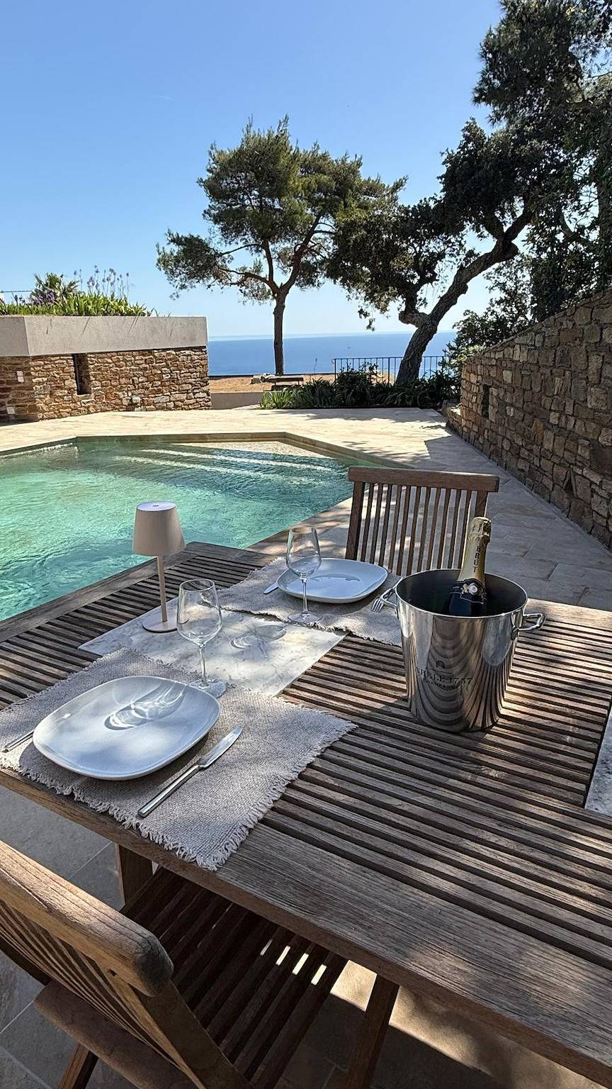 Valanvi (6p) with pool at Bormes-les-Mimosas in Bormes-les-Mimosas, Nationaal park Port-Cros