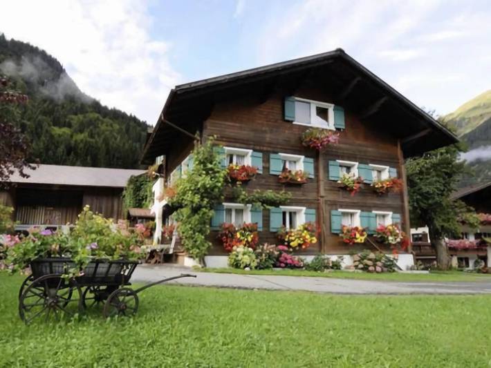Ferienwohnung für 5 Personen, mit Garten im Montafon