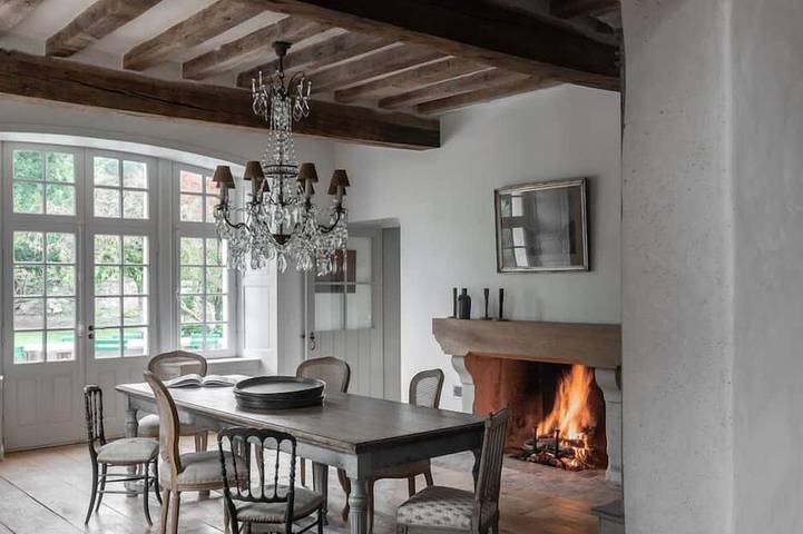 Location de vacances pour 8 personnes, avec jardin à Chênehutte-Trèves-Cunault