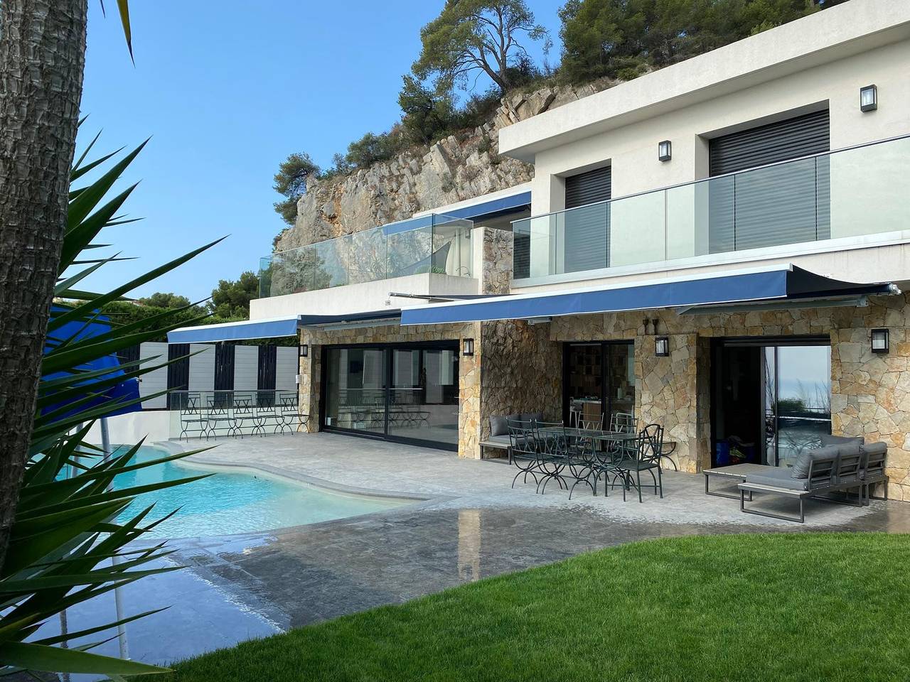 Maison Bleu in Villefranche-sur-Mer, Côte méditerranéenne (France)