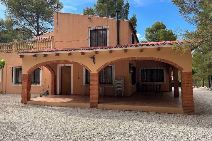 Cabaña para 15 personas en Moratalla