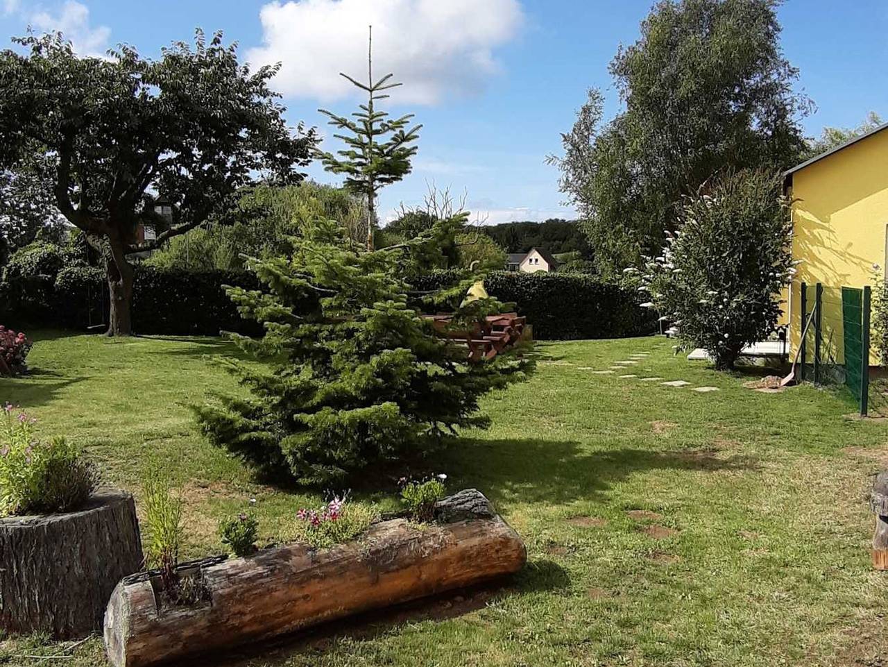 Ganze Ferienwohnung, Ferienwohnung Smillenzweg mit eingezäunten Garten - Fewo Smillenzweg 28qm in Lohme, Nationalpark Jasmund
