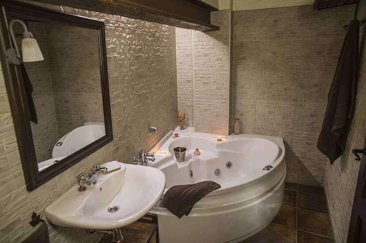 Gîte pour 2 personnes, avec Balcon et Jacuzzi dans Port de Sagunt