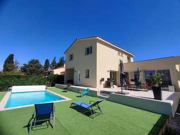 Villa pour 12 personnes, avec jardin ainsi que piscine et terrasse à Marseillan
