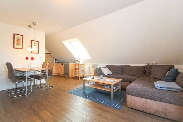 Ferienwohnung für 2 Personen, mit Balkon, mit Haustier in Greetsiel - 2