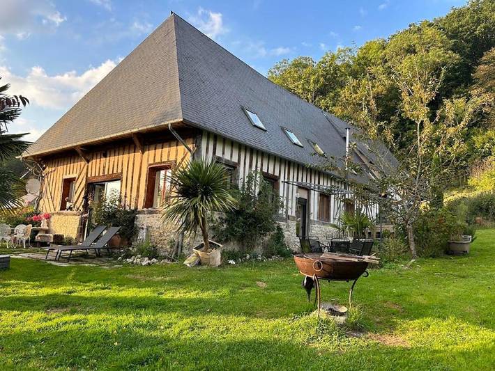 Location de vacances pour 6 personnes, avec piscine ainsi que vue et jardin à Manneville-la-Pipard - 2