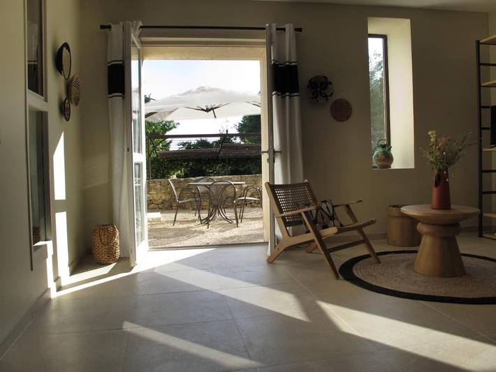 Maison d’hôte pour 2 personnes, avec piscine et sauna ainsi que jardin et jacuzzi à Lagnes - 2