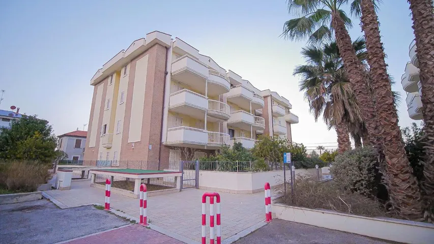 Ferienwohnung für 4 Personen, mit Ausblick und Balkon - 1