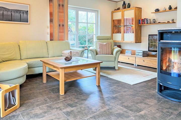 Ferienhaus für 5 Personen, mit Garten und Terrasse in Prerow - 2