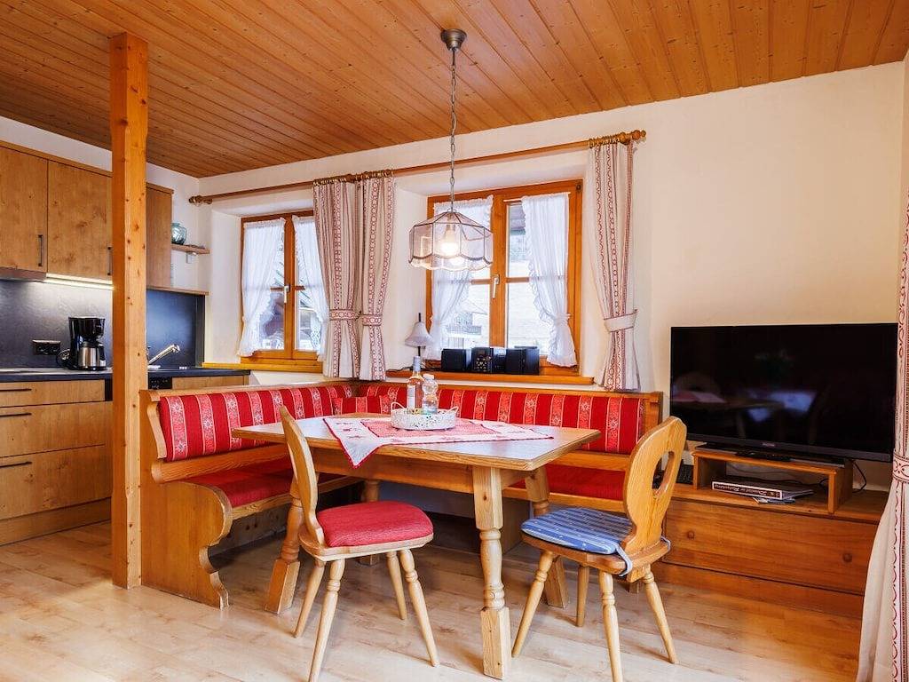 Ferienwohnung mit 2 Schlafzimmer in Ruhpolding, Bayerische Alpen