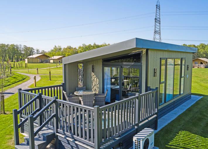 Glamping for 4 people in Wiltshire