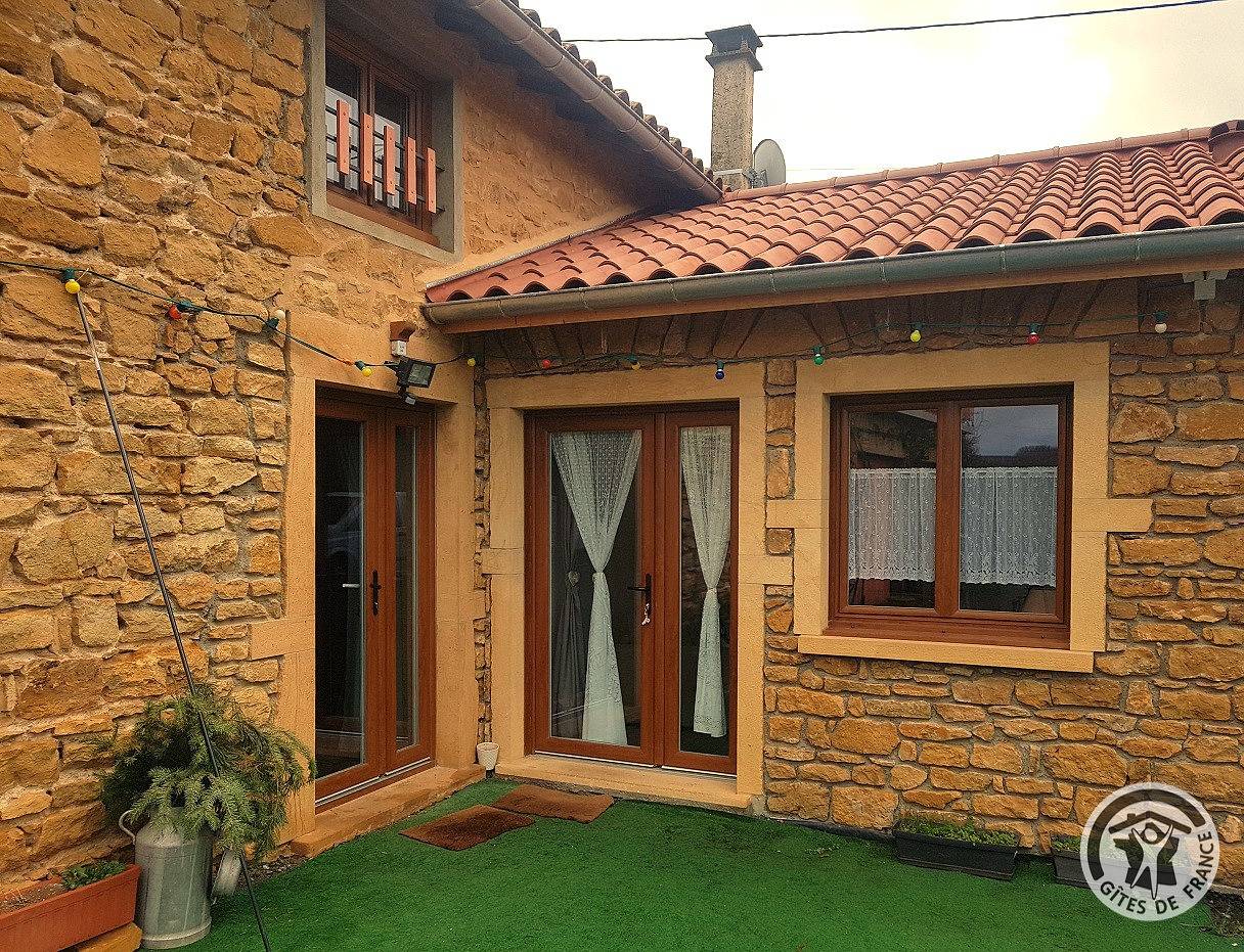 Gîte de Glay in Saint-Germain-Nuelles, Beaujolais