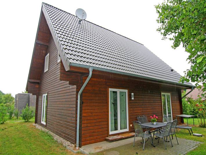 Ferienhaus für 4 Personen, mit Terrasse und Garten in Zarrentin am Schaalsee