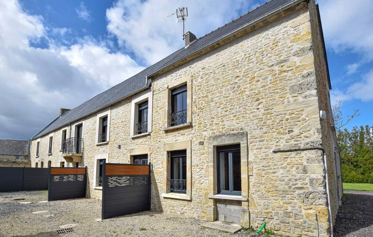 Gîte pour 6 personnes, avec jardin et terrasse à Manvieux