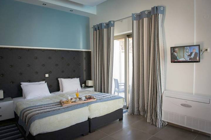 Location de vacances pour 4 personnes, avec piscine et jardin dans Mikra Mandinia