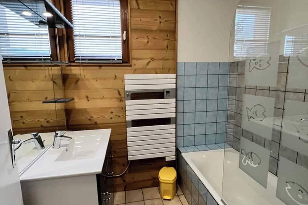 Geheel appartement, Gite des planchettes le hérisson in Marigny (Jura), Jura