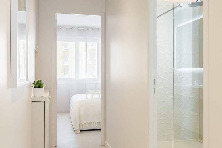 Gîte pour 6 personnes, avec balcon dans Gare d'Annecy - 3