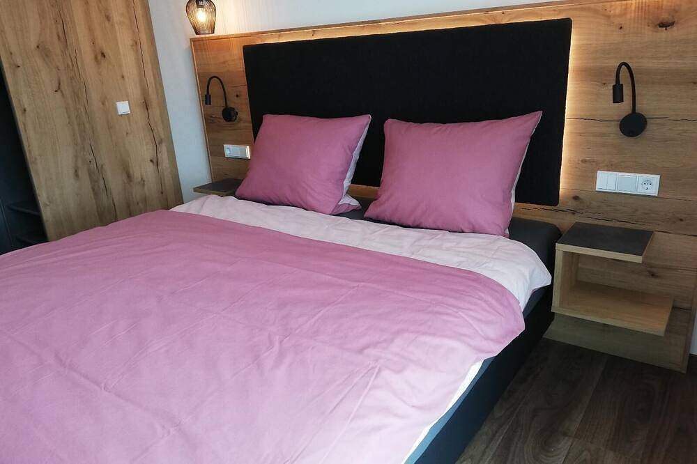 Ganze Wohnung, Rachel Suite mit Whirlpool und Sauna für 2 Personen in Zwiesel, Ostbayern