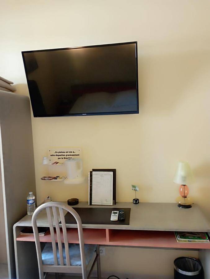 Hôtel pour 2 personnes, avec bassin pour enfant et jacuzzi ainsi que jardin et piscine à Le Vigan - 3